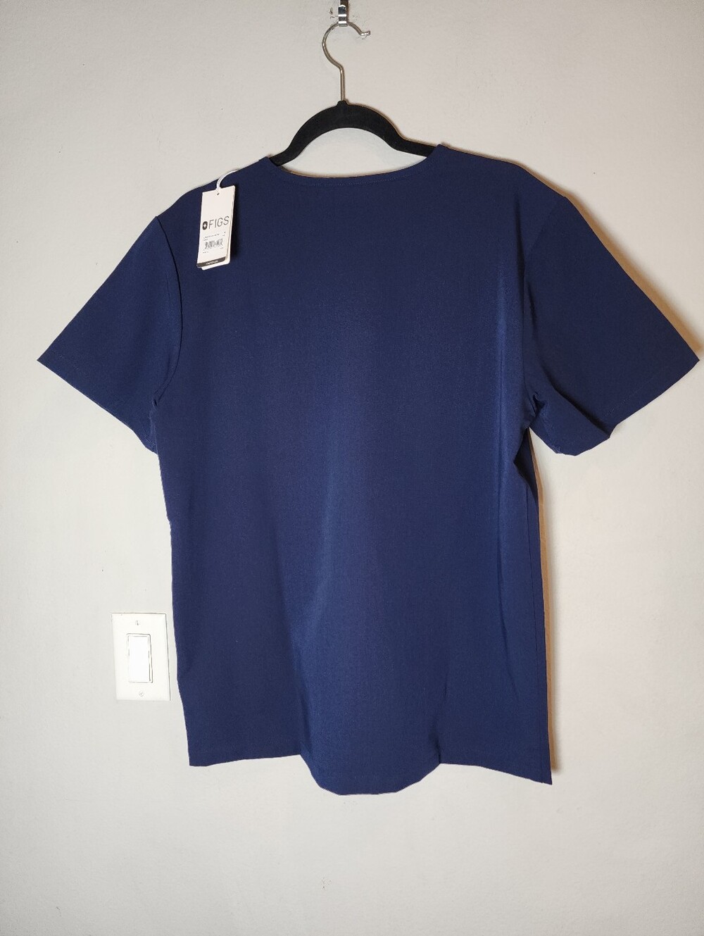 NWT Figs Leon Two-Pocket Scrub Top LOT OF 2 Men's Size Medium Navy Blue - Picture 12 of 14